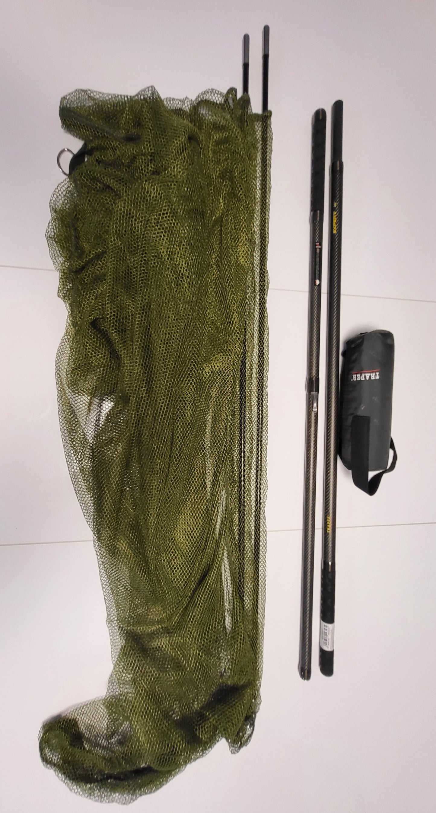 TRAPER EXPERT 46" Kescher mit Hi-Carbon Stiel 46"